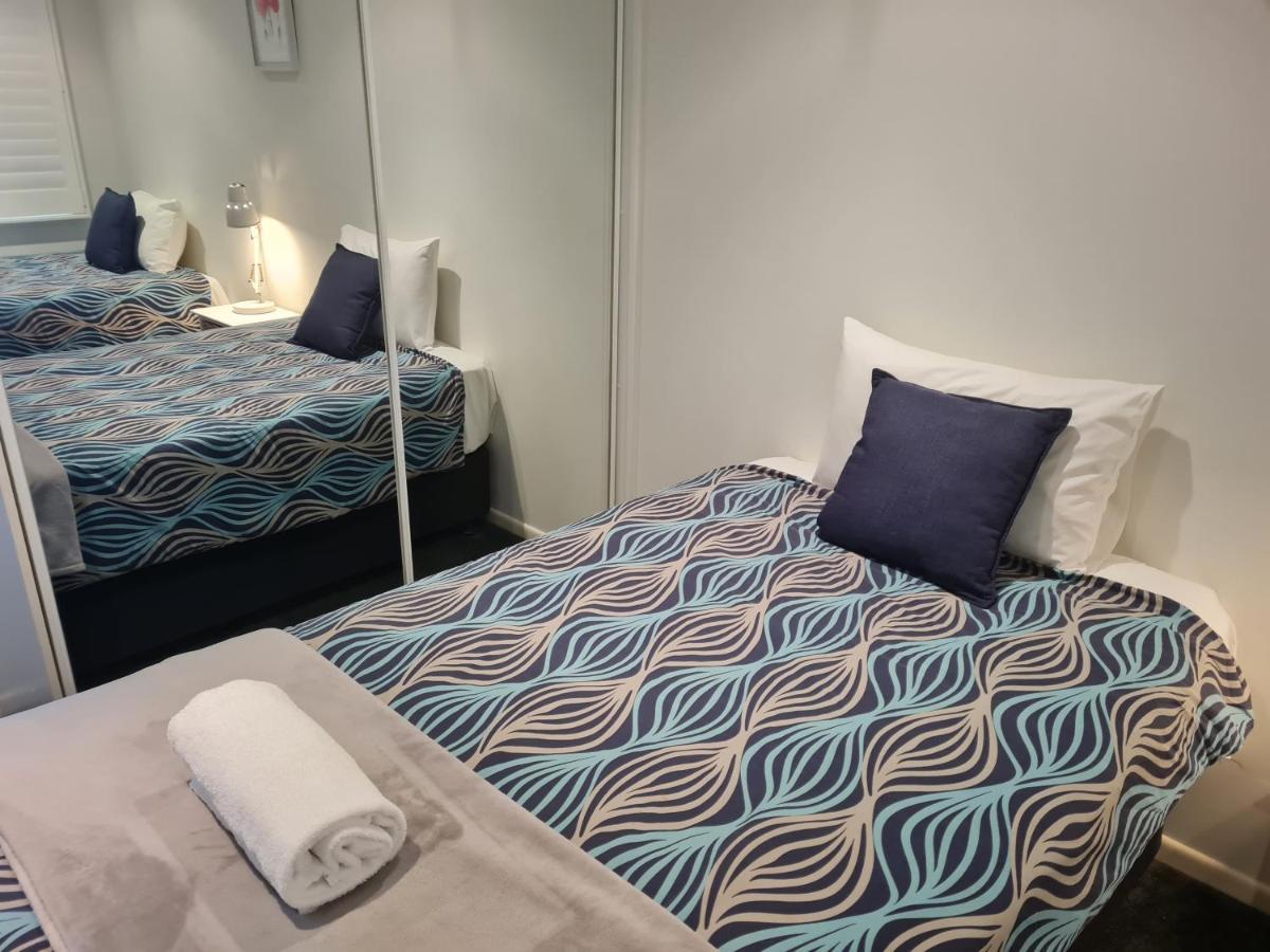 מרוצ'ידור Wharf Lodge River View Apartment מראה חיצוני תמונה